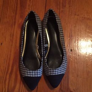 Banana republic black flats